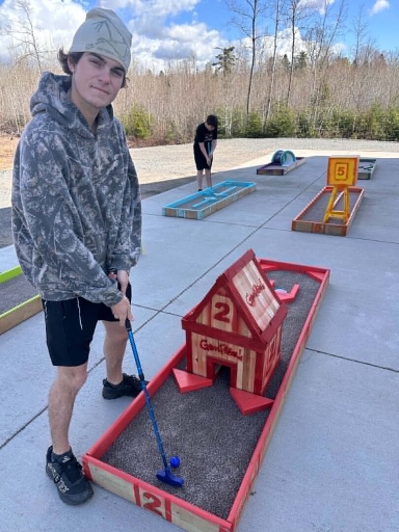 Mini Golf Brun – Image 10